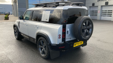 Land Rover Defender 3.0 D300 X-Dynamic HSE 110 5dr Auto Diesel Estate